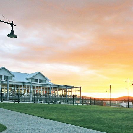 York Cove Hotel George Town Esterno foto