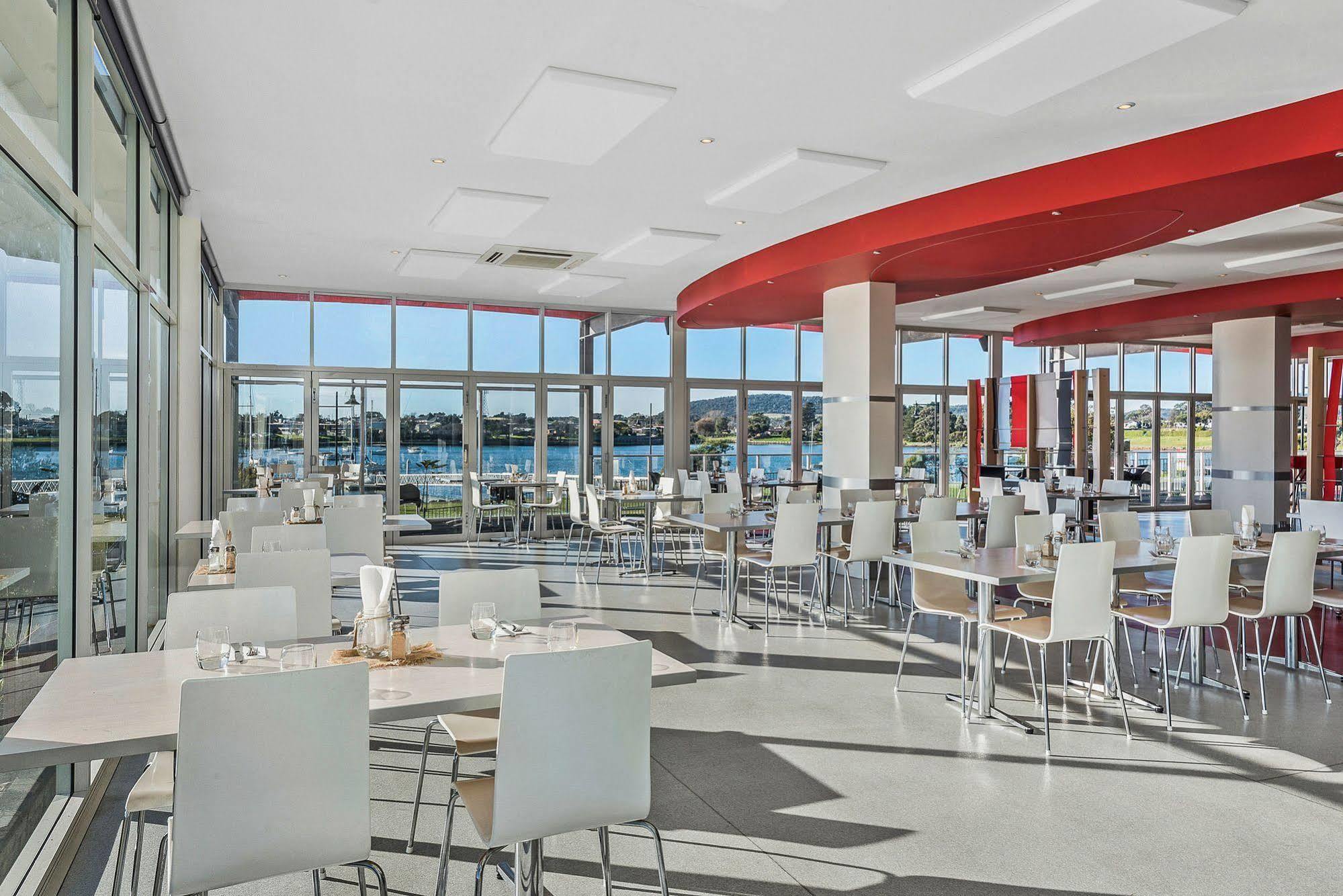York Cove Hotel George Town Esterno foto
