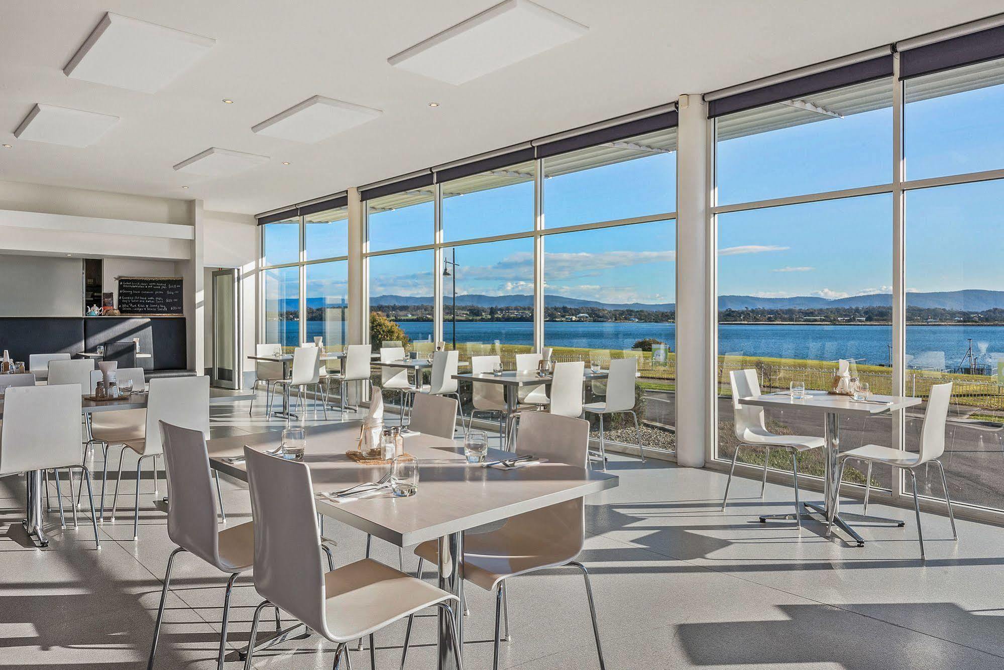 York Cove Hotel George Town Esterno foto
